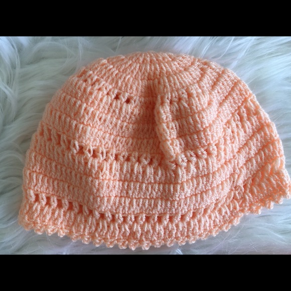 Crochet frock and cap - Picture 4 of 4